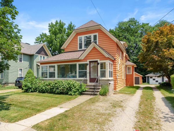 602 Woodward Avenue, Kalamazoo, MI 49007