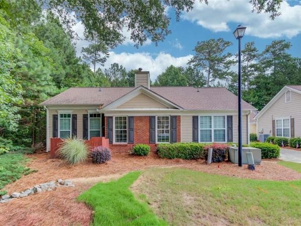 184 Camry Lane , Grayson, GA 30017