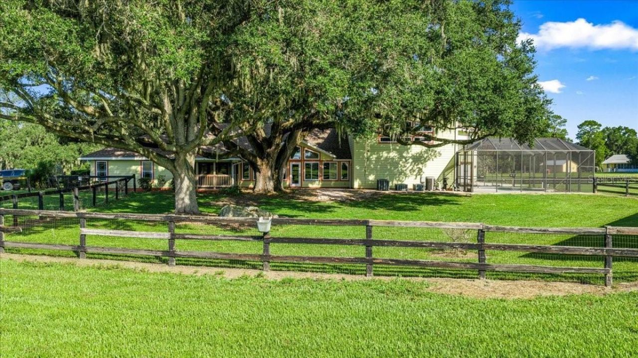 5065 NW 150th Avenue, Morriston, FL 32668 Photo