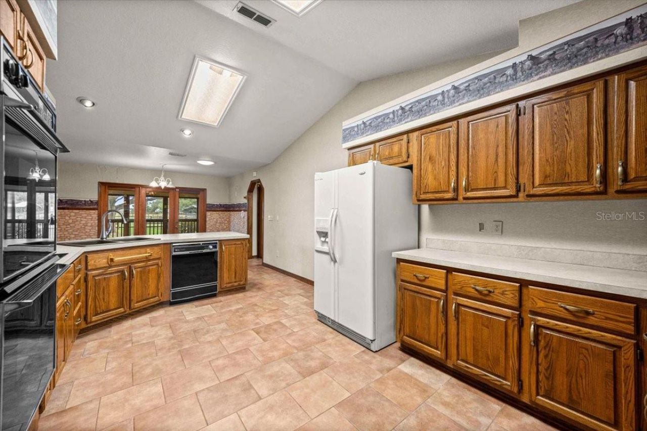 5065 NW 150th Avenue, Morriston, FL 32668 Photo