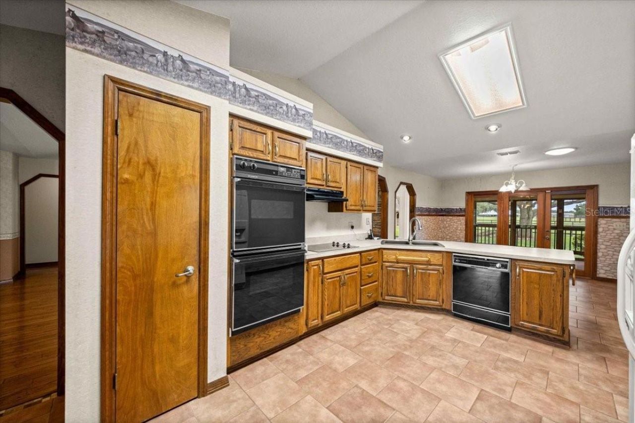 5065 NW 150th Avenue, Morriston, FL 32668 Photo