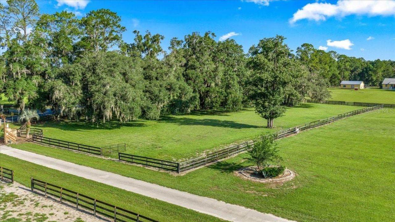 5065 NW 150th Avenue, Morriston, FL 32668 Photo