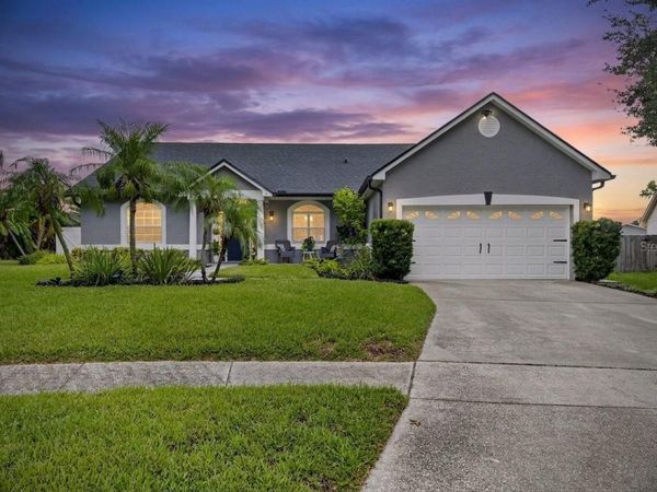 829 GREENBELT CIRCLE , BRANDON, FL 33510