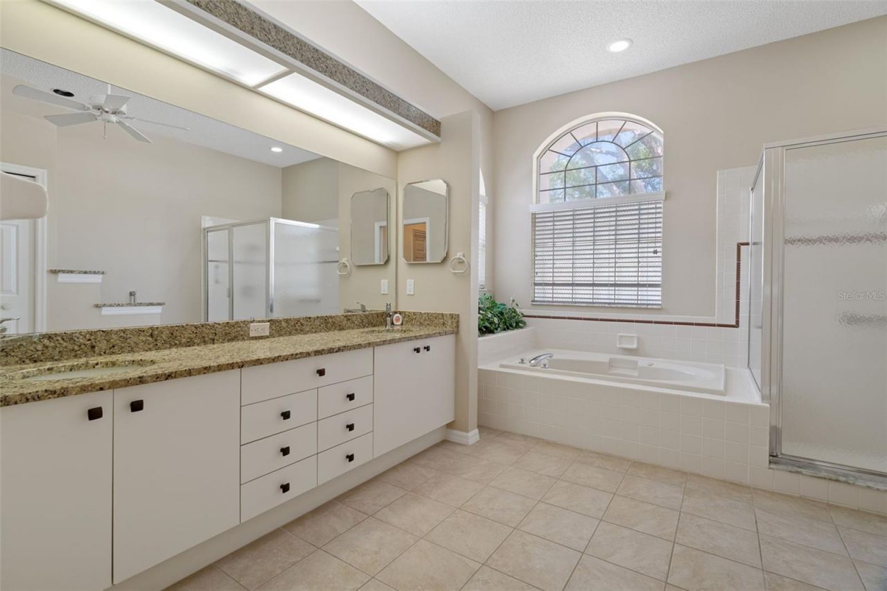 2086 Sparkling Waters Way , Spring Hill, FL 34606 Photo
