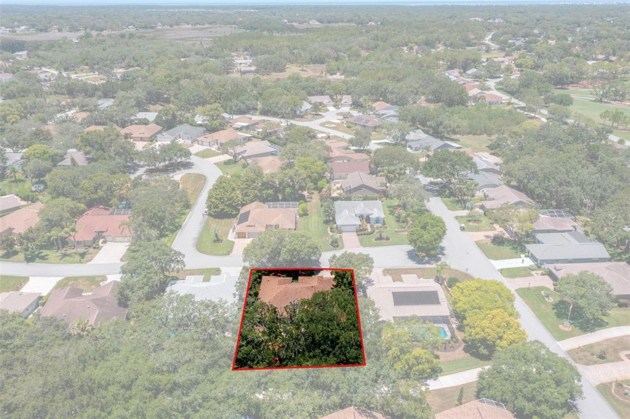 2086 Sparkling Waters Way , Spring Hill, FL 34606 Photo