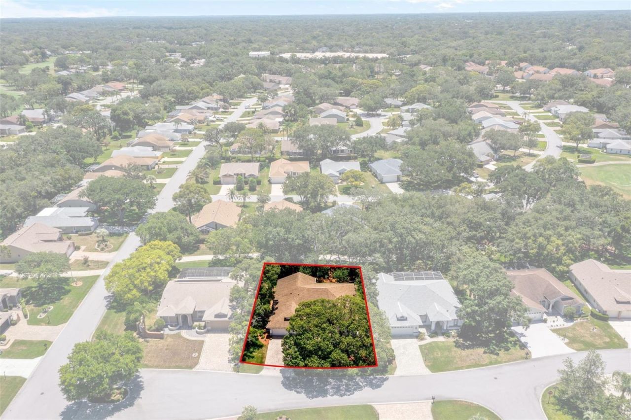 2086 Sparkling Waters Way , Spring Hill, FL 34606 Photo