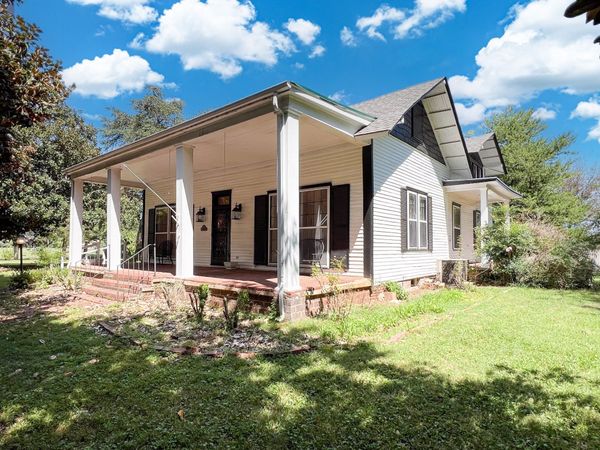 219 Old Mill Rd , Winchester, TN 37398