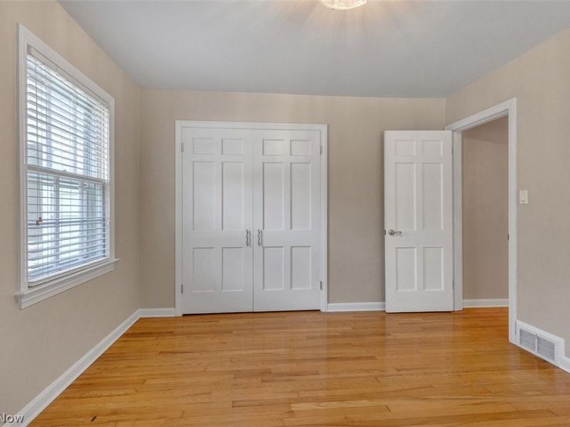 142 Bexley Drive, Bedford, OH 44146 Photo 19