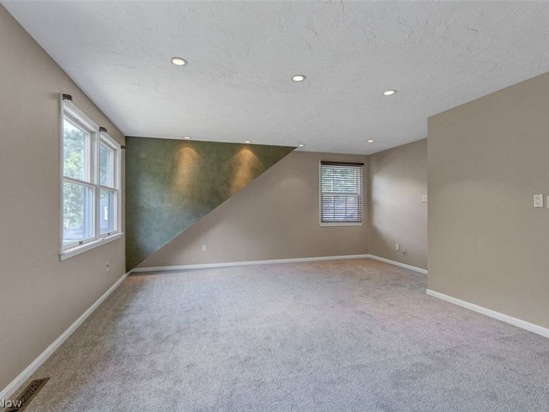 142 Bexley Drive, Bedford, OH 44146 Photo 25