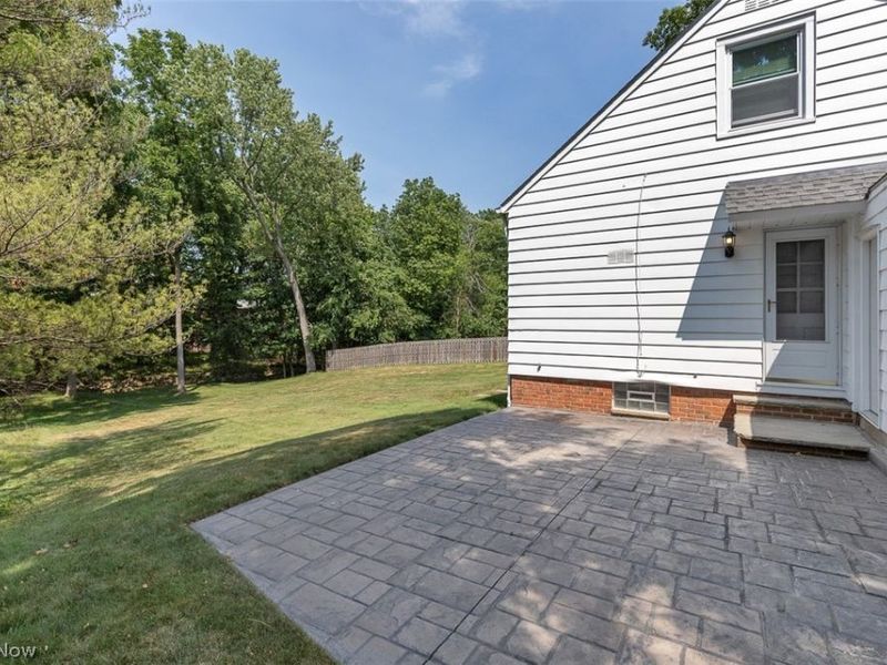 142 Bexley Drive, Bedford, OH 44146 Photo 37