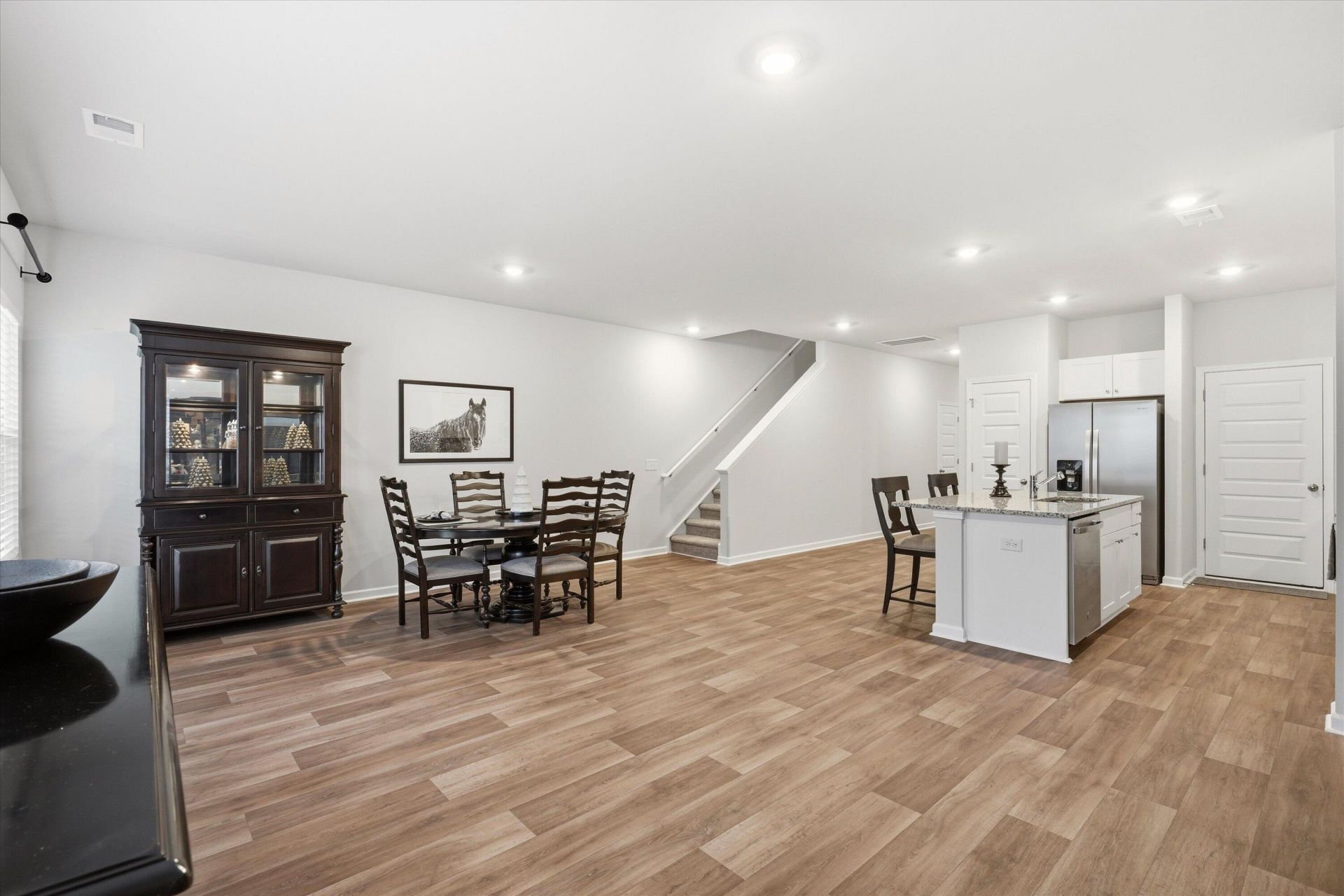 242 Agrarian Avenue Photo 12
