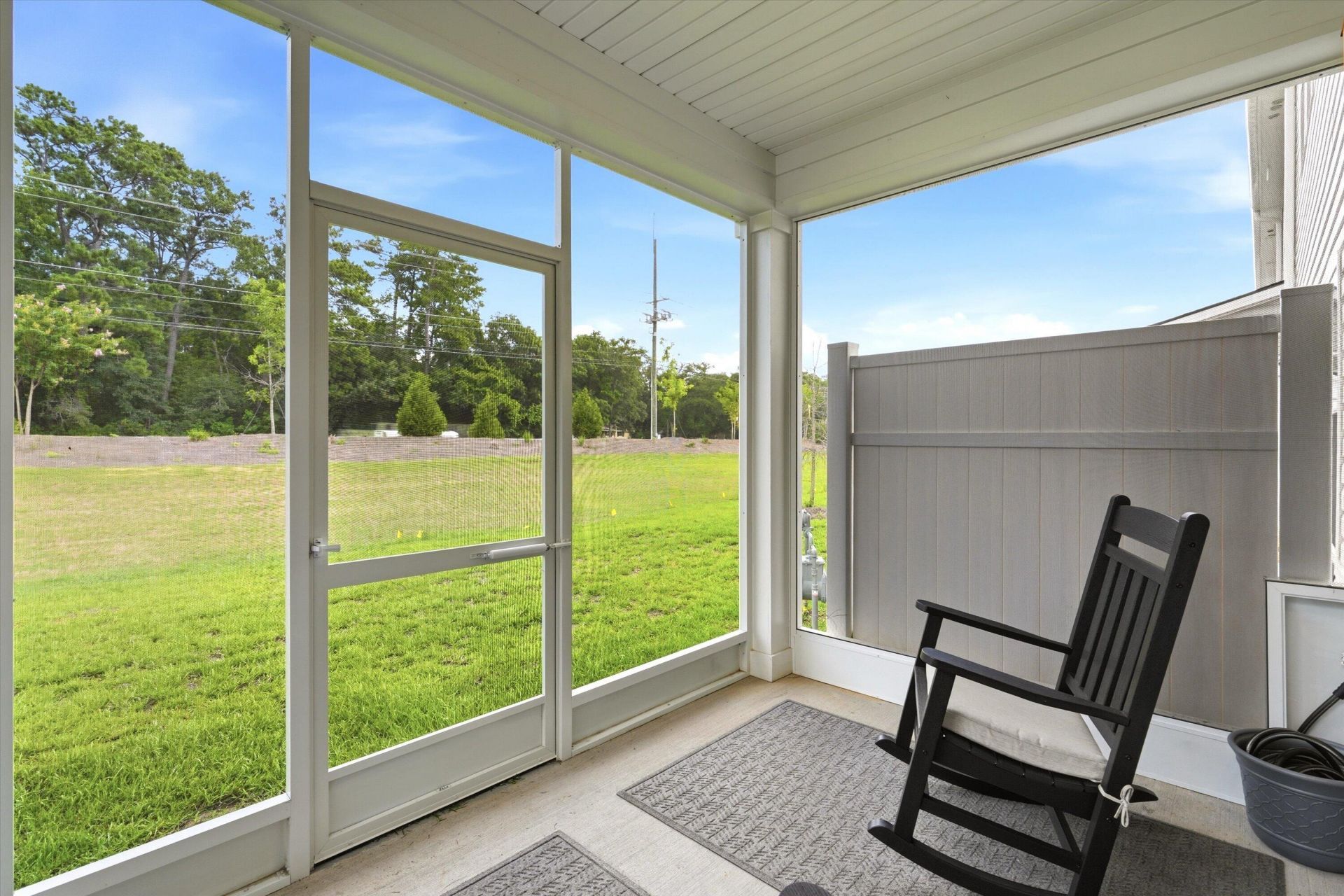 242 Agrarian Avenue Photo 27