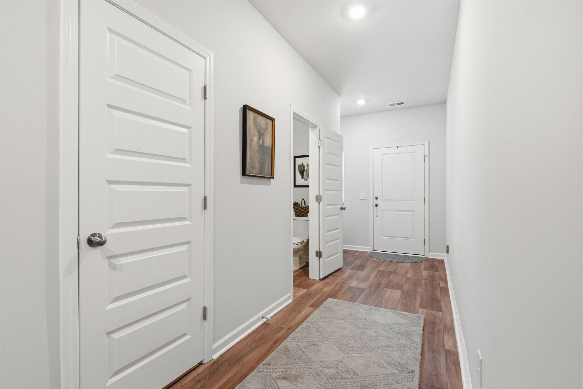 242 Agrarian Avenue Photo 4
