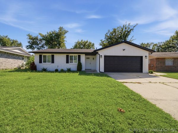 1656 S Redbud Place , Broken Arrow, OK 74012