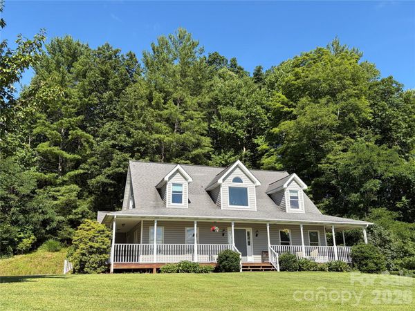 136 Johnnie Hills None , Burnsville, NC 28714