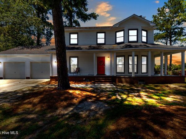 716 Larkspur Drive, Fayetteville, NC 28311
