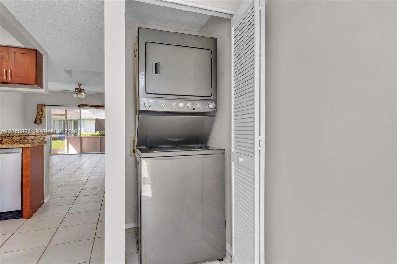 16640 Hemingway Dr, Unit 16640, Weston, FL 33326 Photo