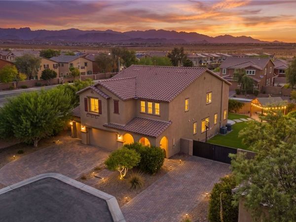7794 Lovely Squaw Court, Las Vegas, NV 89179