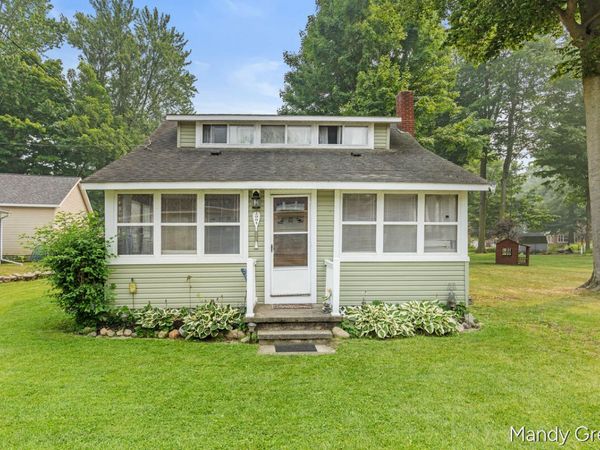 2004 Mildred Street, Crystal, MI 48818