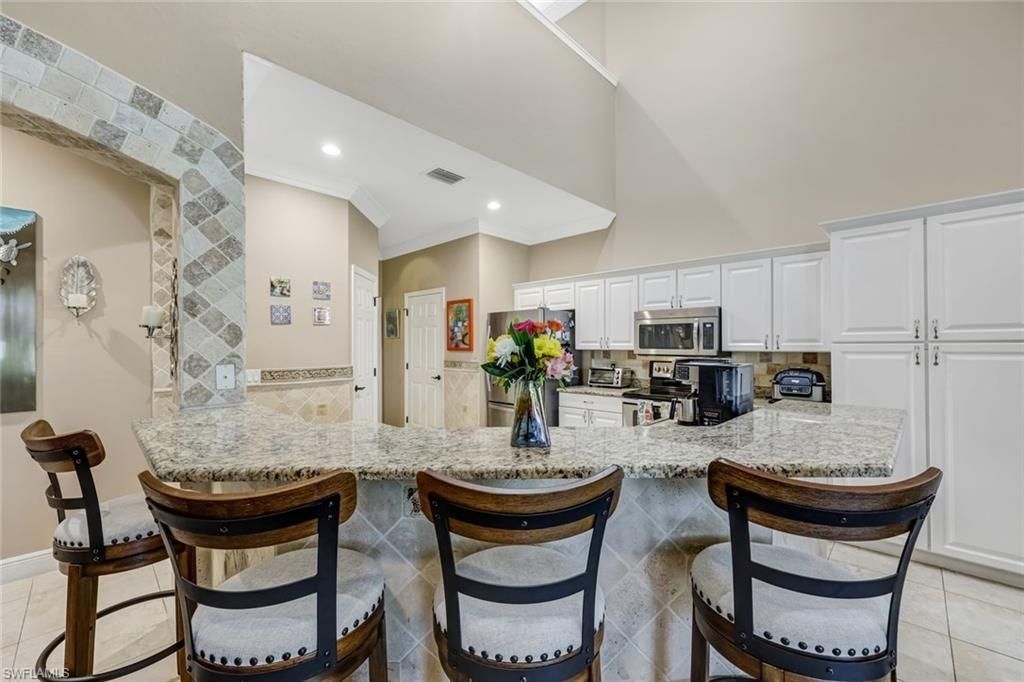 88 Burnt Pine Dr, Naples, FL 34119 Photo