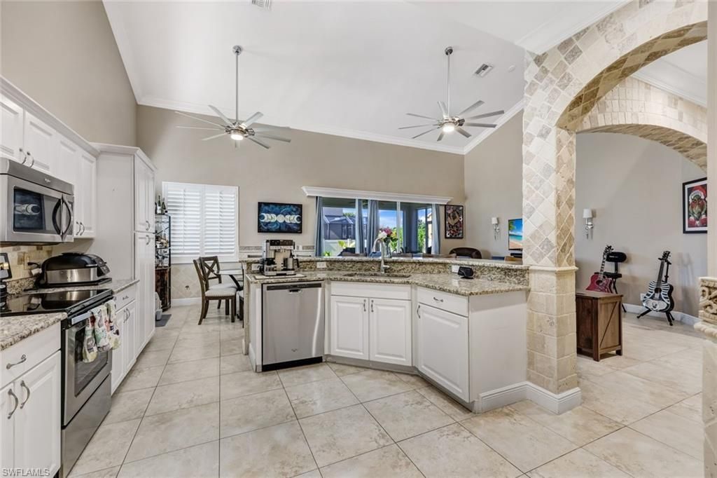 88 Burnt Pine Dr, Naples, FL 34119 Photo