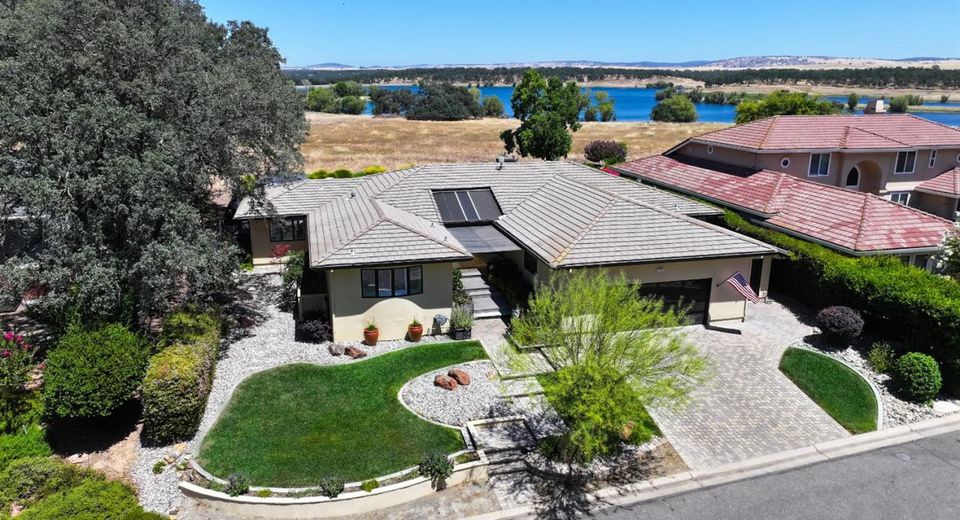 6054 Puerto Dr, Sloughhouse, CA 95683 Photo