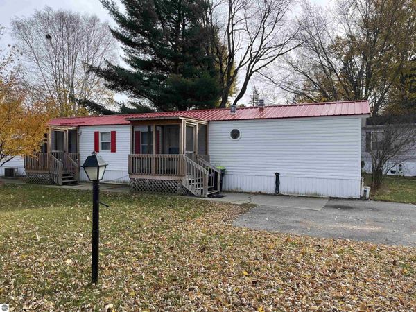 310 Kristy Jo Street, Cadillac, MI 49601
