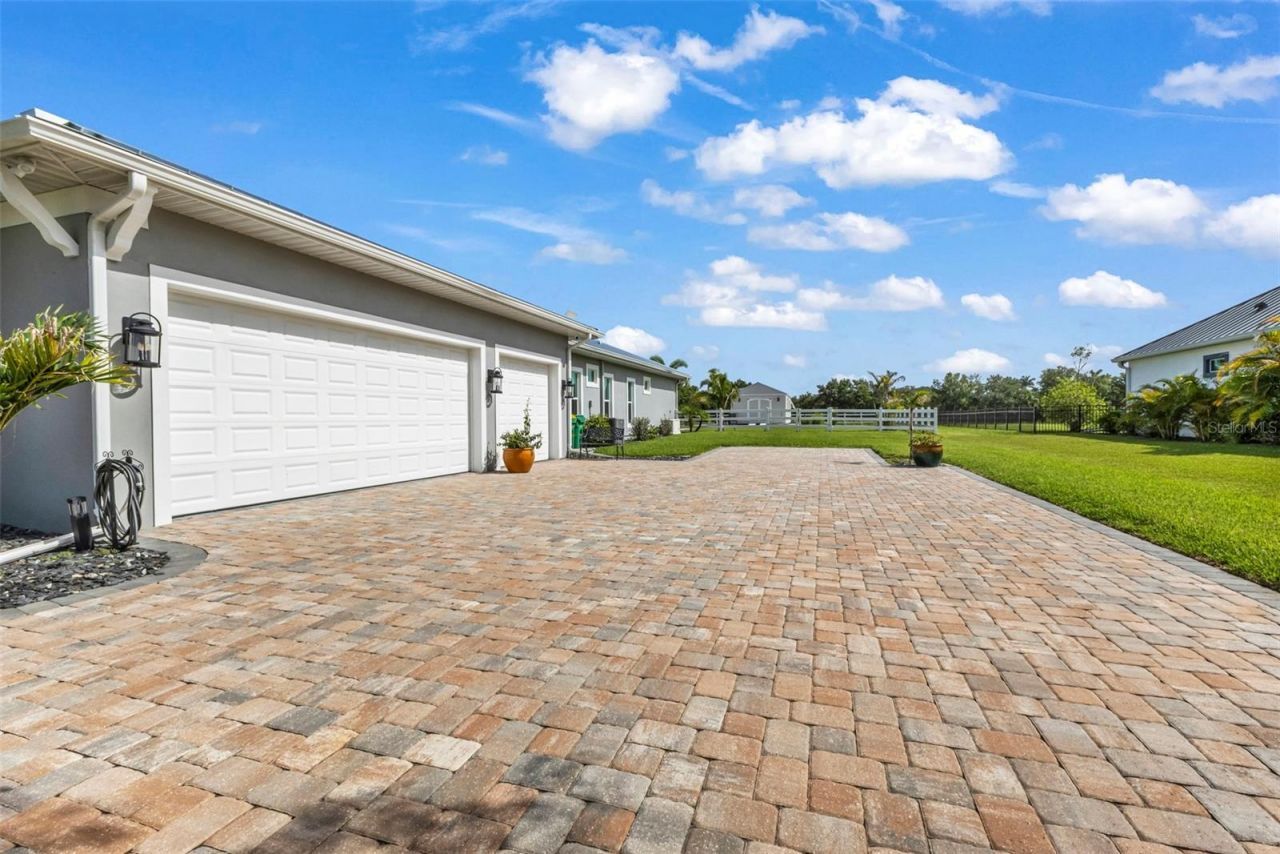 28975 Smugglers Lane, Punta Gorda, FL 33982 Photo