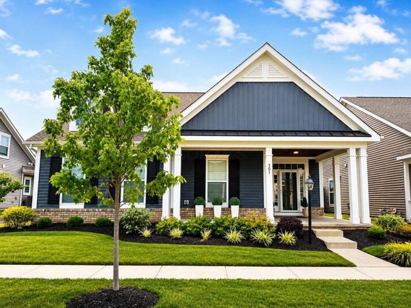 391 Sweet Run Circle E, Galena, OH 43021