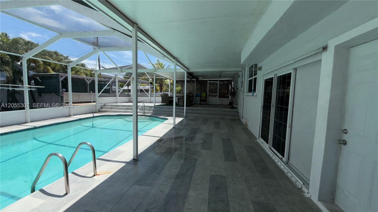 7400 NW 1st Ct, Pembroke Pines, FL 33024 Photo