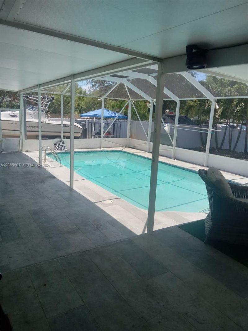 7400 NW 1st Ct, Pembroke Pines, FL 33024 Photo