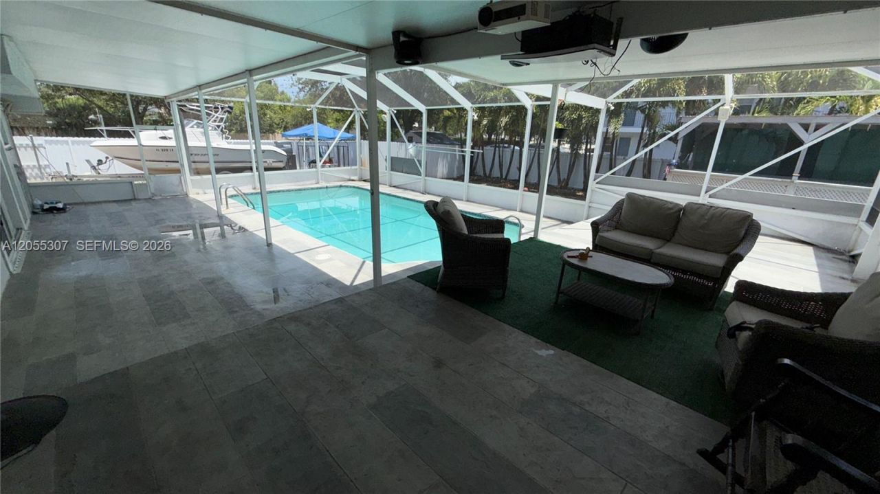 7400 NW 1st Ct, Pembroke Pines, FL 33024 Photo