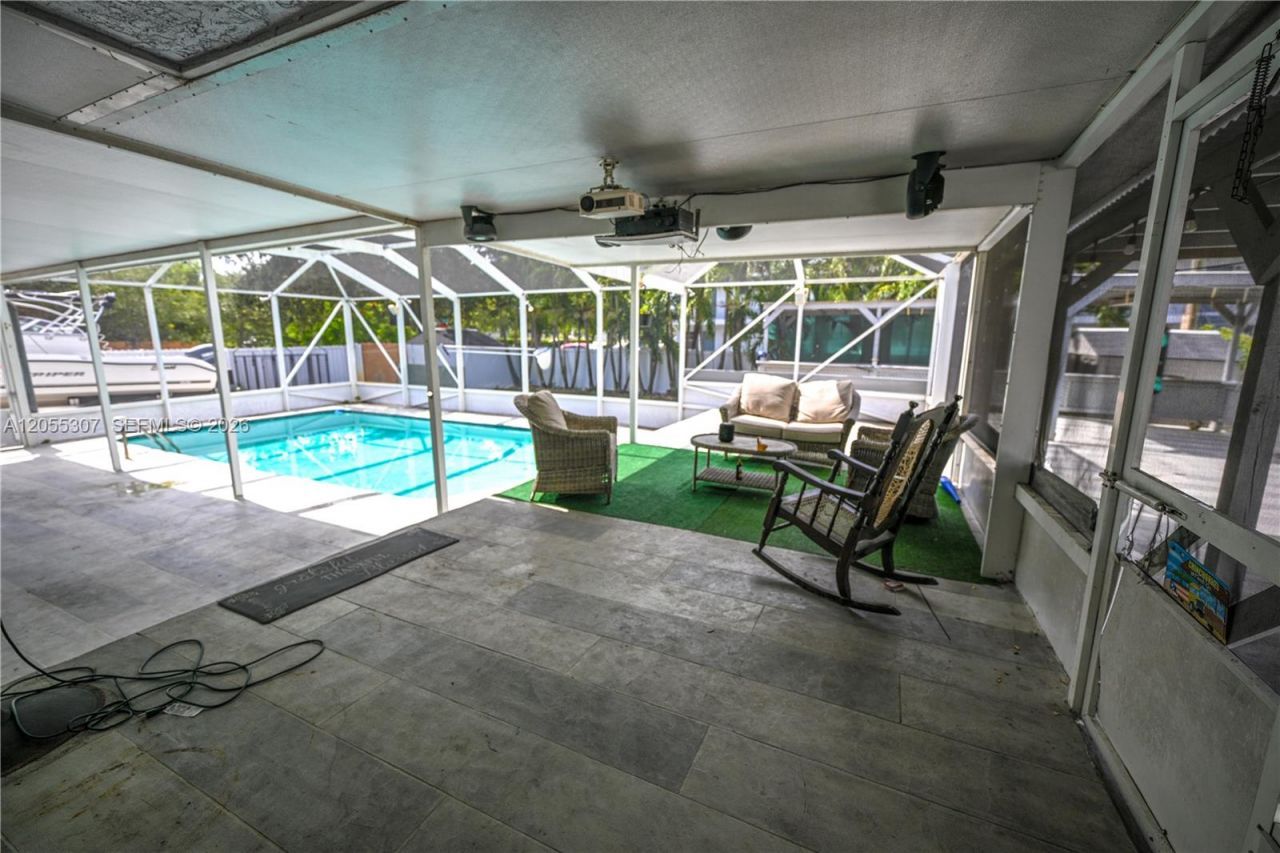 7400 NW 1st Ct, Pembroke Pines, FL 33024 Photo
