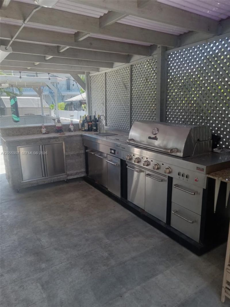 7400 NW 1st Ct, Pembroke Pines, FL 33024 Photo