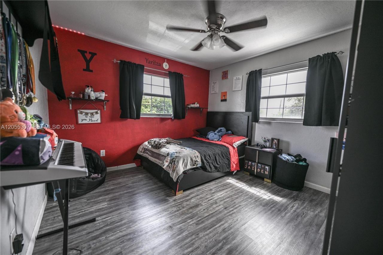 7400 NW 1st Ct, Pembroke Pines, FL 33024 Photo