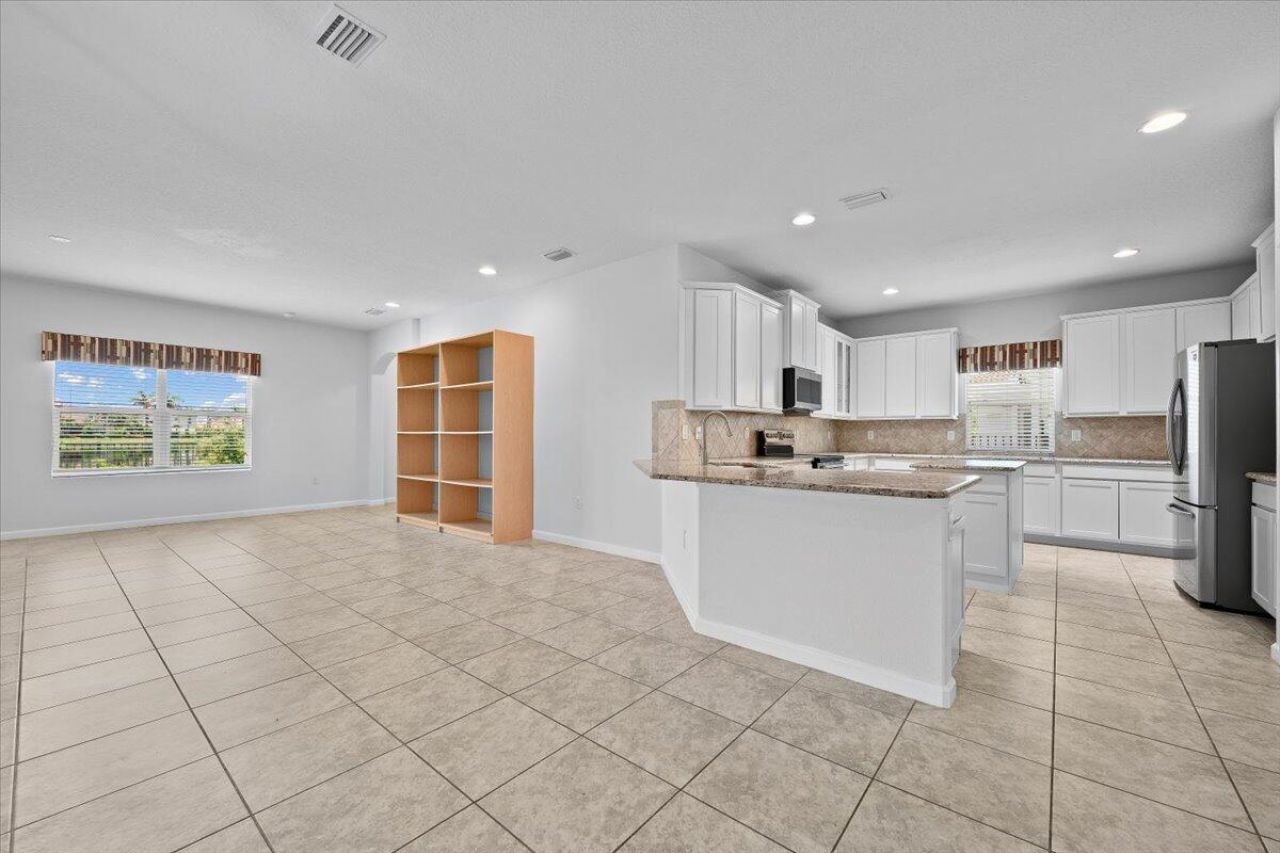 12158 SW Aventino Drive, Port Saint Lucie, FL 34987 Photo