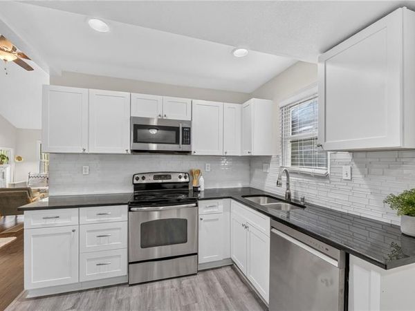 7637 JEFFERSON Street, Kansas City, MO 64114