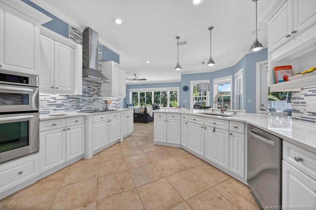 98 SW Cassine Court , Palm City, FL 34990 Photo