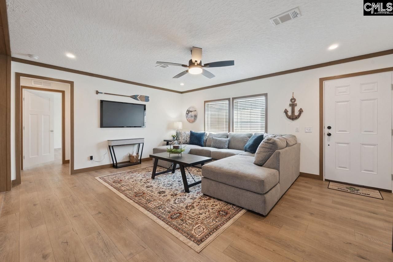 1418 Martin Smith Road Photo 8