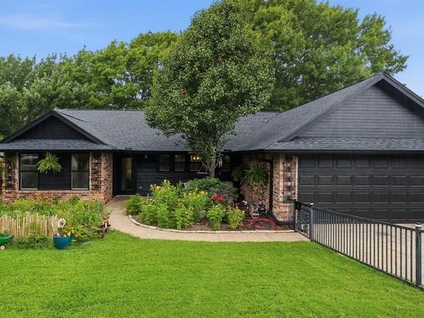 304 Cherry Street, Weatherford, TX 76086