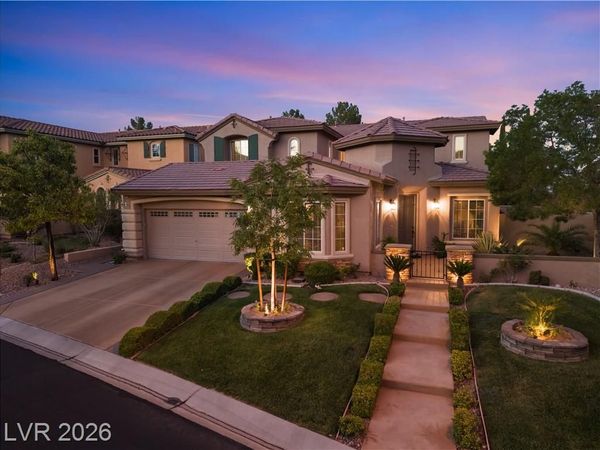 186 Uccello Drive, Las Vegas, NV 89138