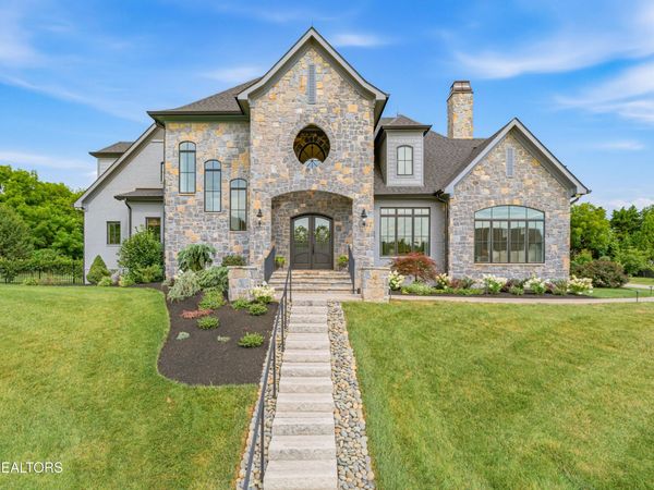 367 Barnsley Rd, Farragut, TN 37934