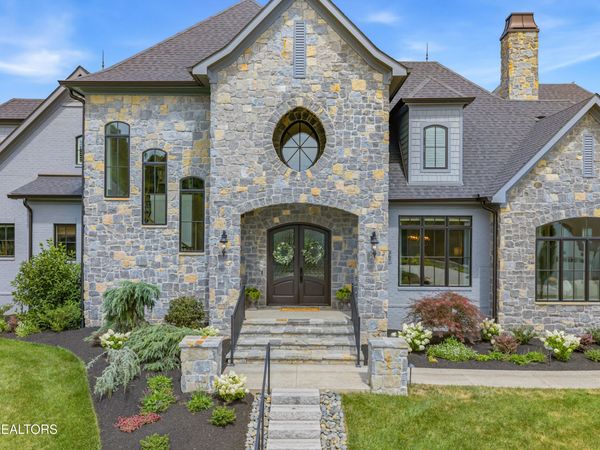 367 Barnsley Rd, Farragut, TN 37934