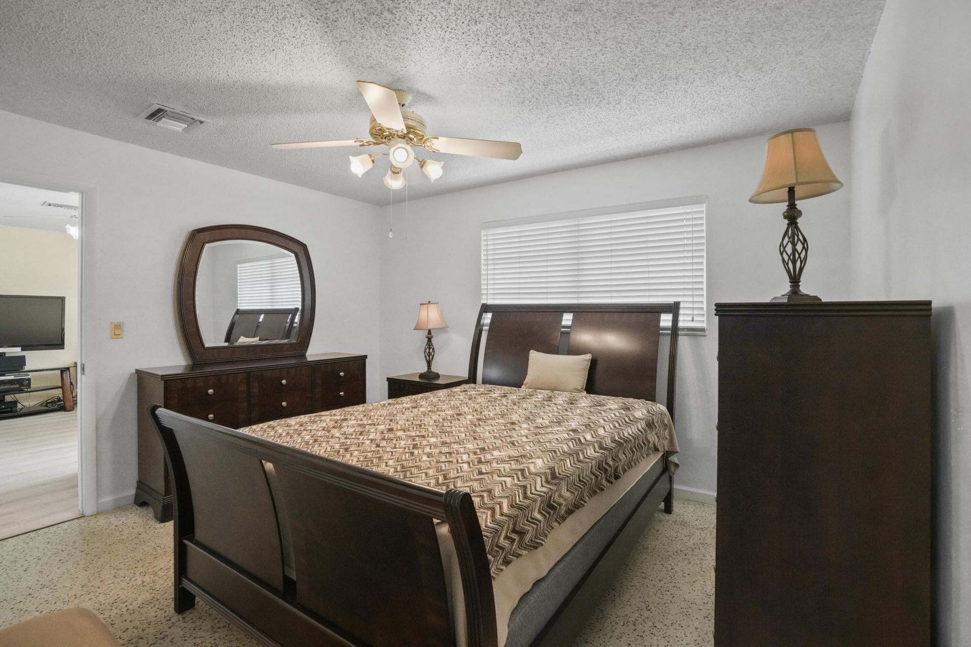 2270 SW 30th Terrace, Fort Lauderdale, FL 33312 Photo