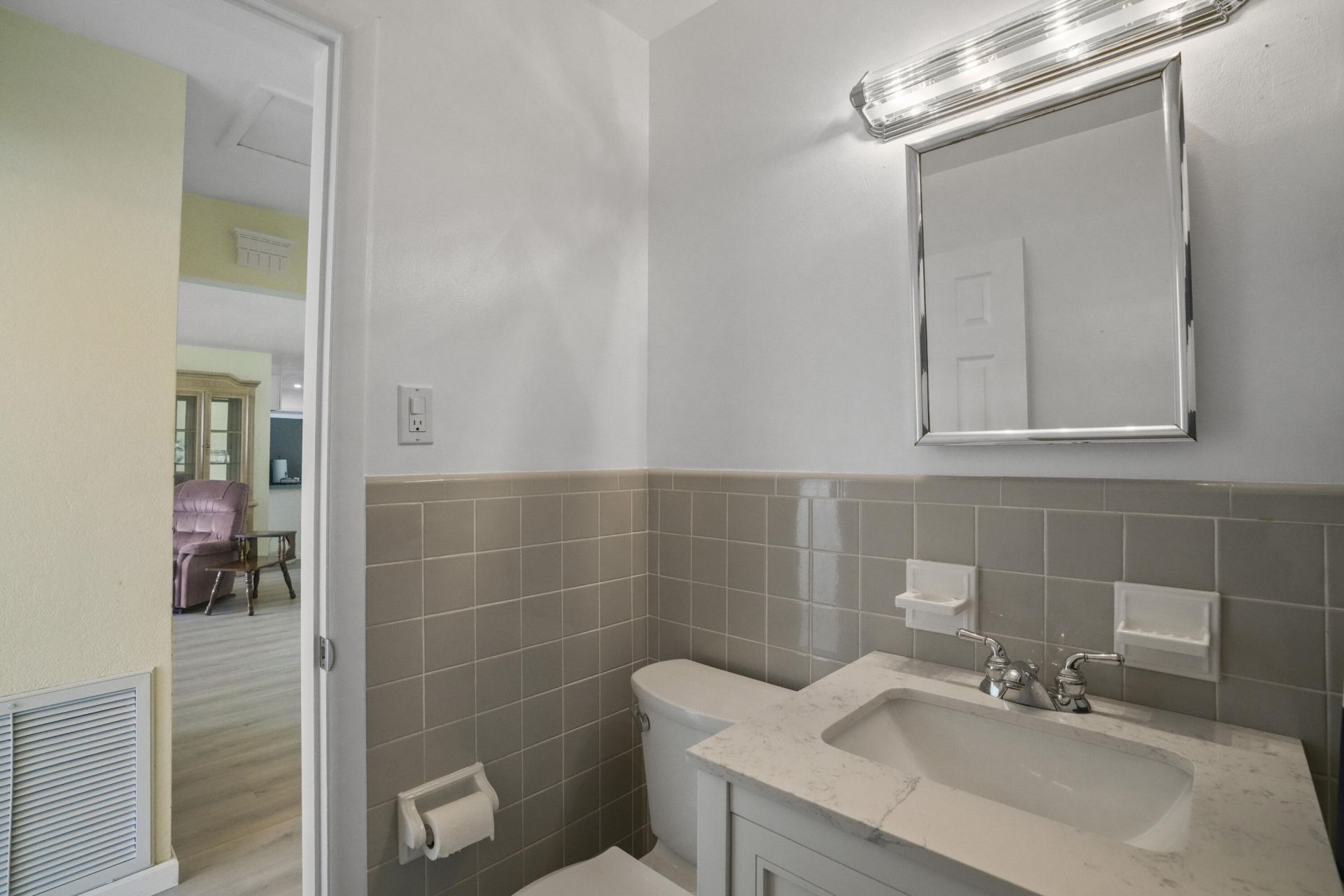 2270 SW 30th Terrace, Fort Lauderdale, FL 33312 Photo