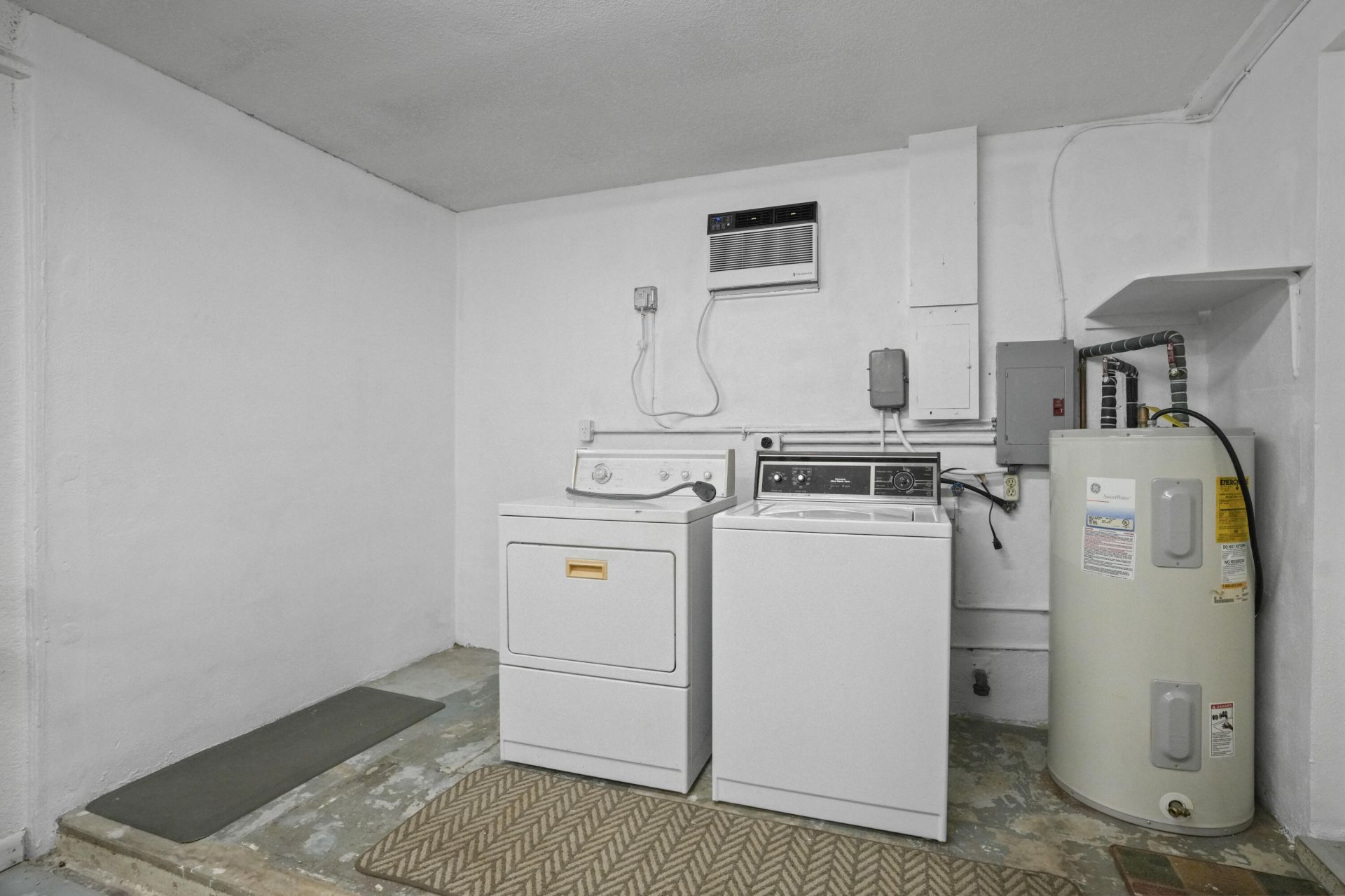 2270 SW 30th Terrace, Fort Lauderdale, FL 33312 Photo