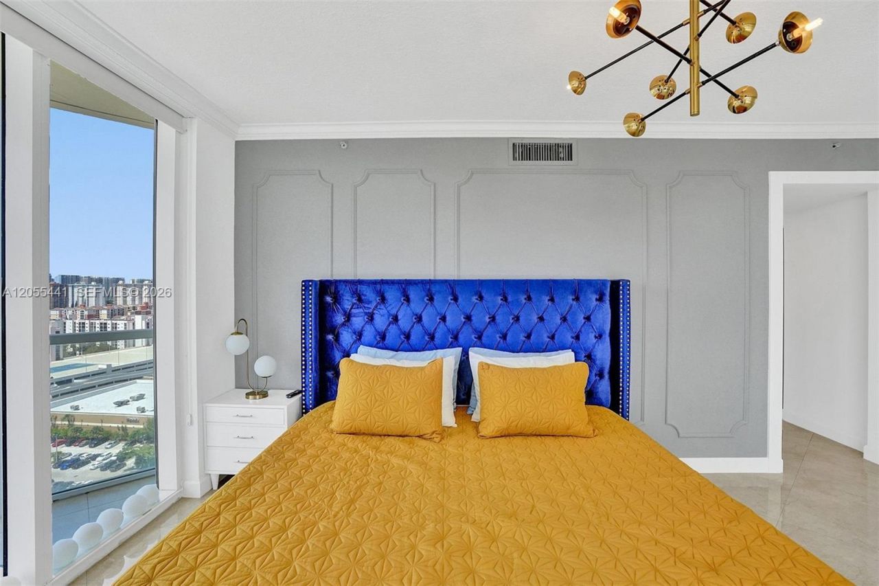16699 Collins Ave , Unit 1908, Sunny Isles Beach, FL 33160 Photo