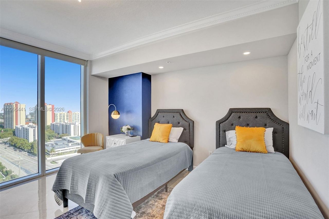 16699 Collins Ave , Unit 1908, Sunny Isles Beach, FL 33160 Photo