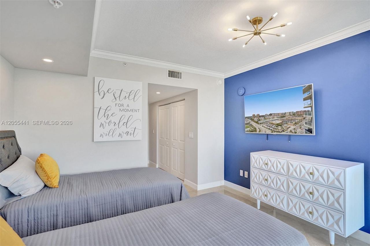16699 Collins Ave , Unit 1908, Sunny Isles Beach, FL 33160 Photo