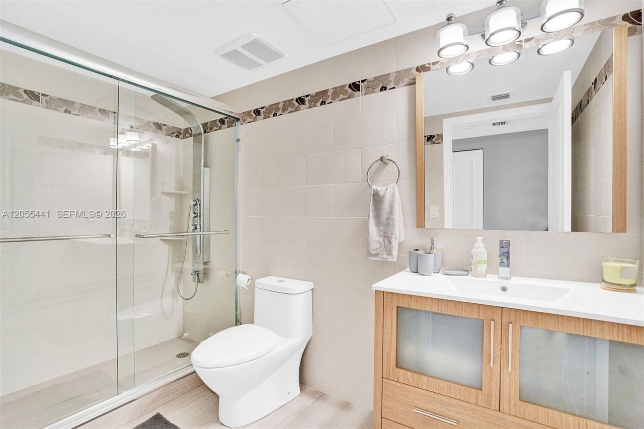 16699 Collins Ave , Unit 1908, Sunny Isles Beach, FL 33160 Photo
